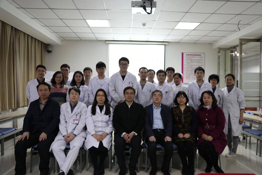 闻校长与培训团队合影