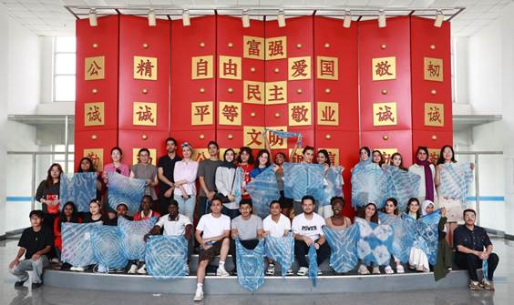 b5b21ee8455667a624b2348c3021753