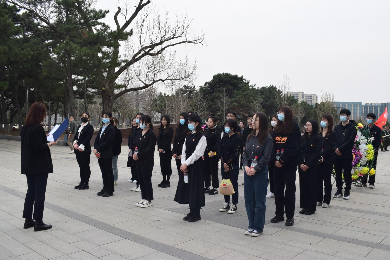 老师讲话1